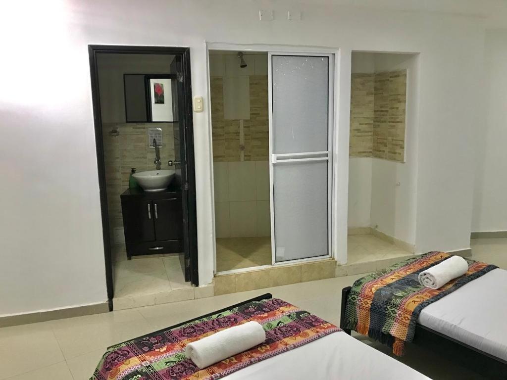 The Cantamar Beach Hostel Санта-Марта Экстерьер фото